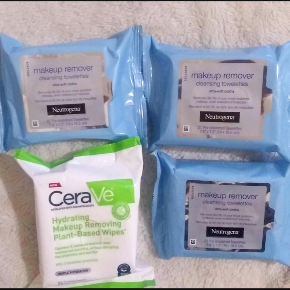 Neutrogena wipes Bundle